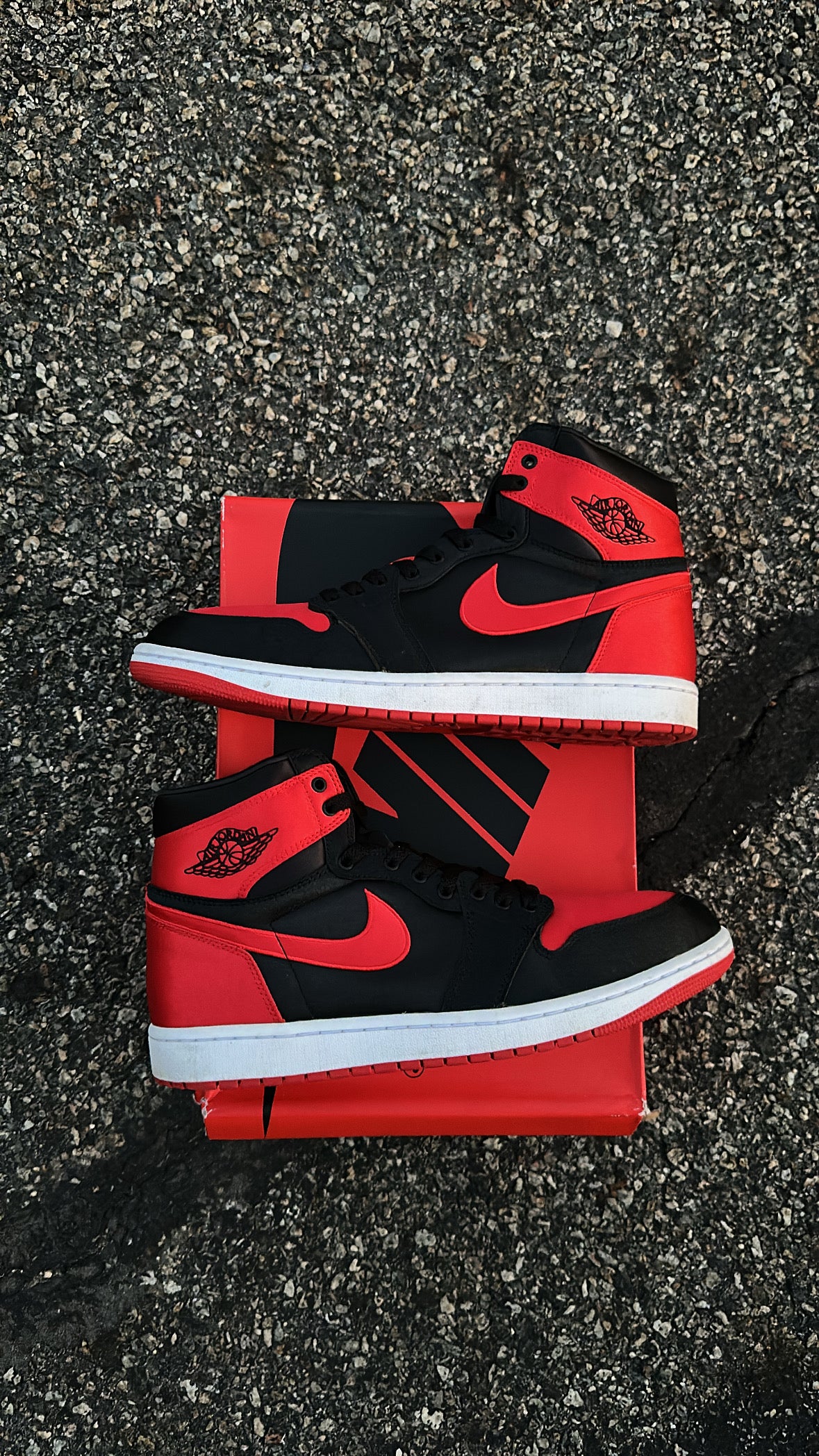 Jordan 1 high Og “Satin Bred” (women’s )