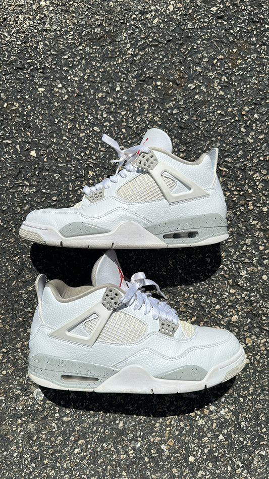 Jordan 4 “White Oreo”