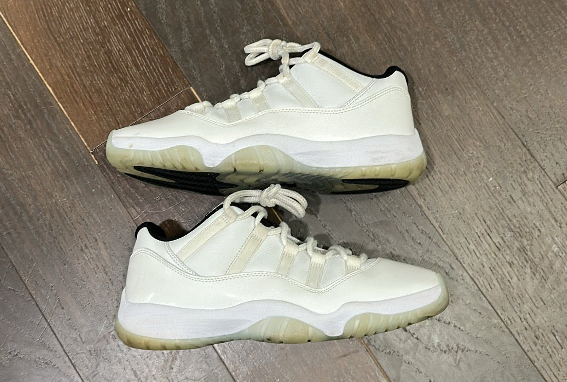 Jordan 11 low “legend blue”