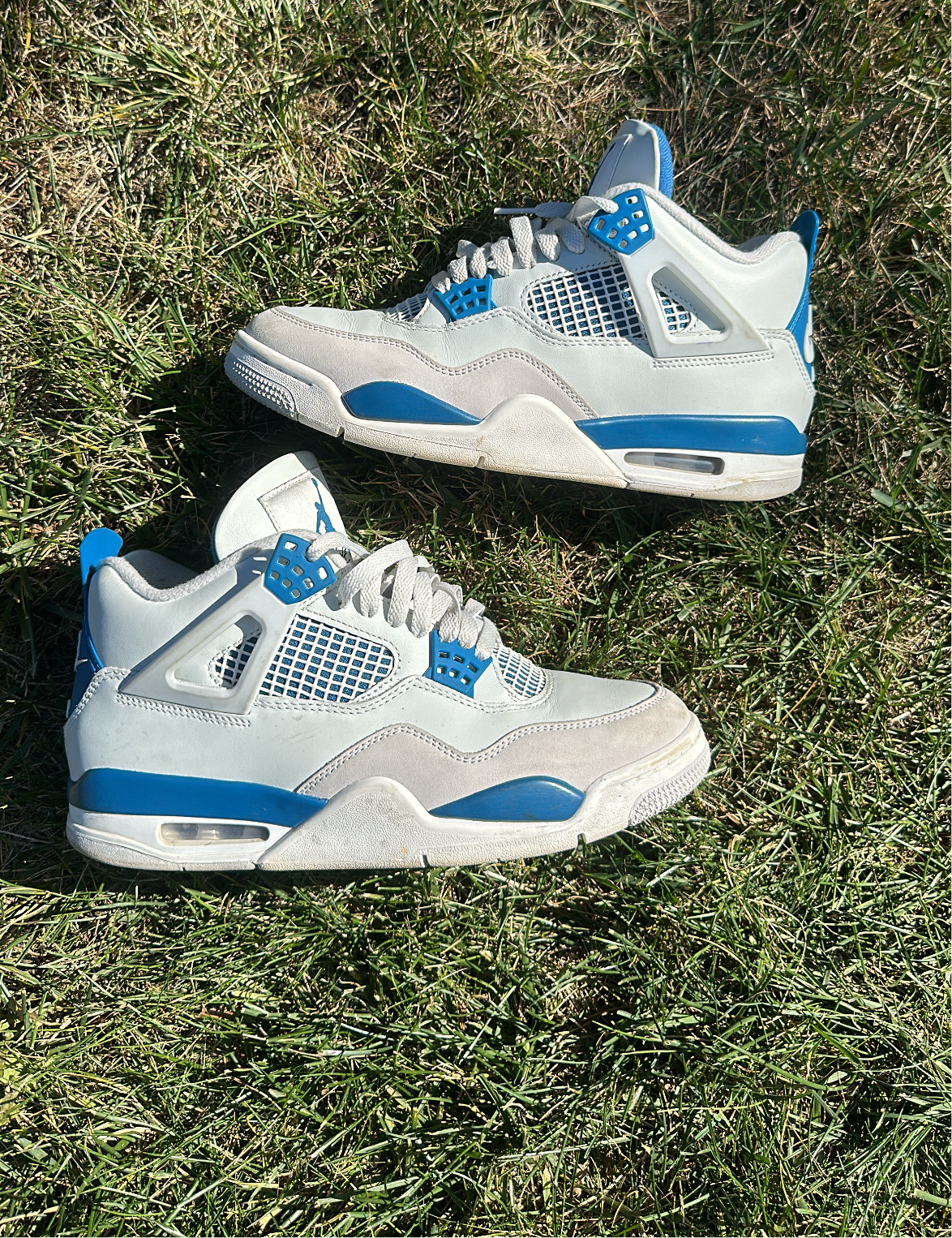 Jordan 4 “Military Blue”