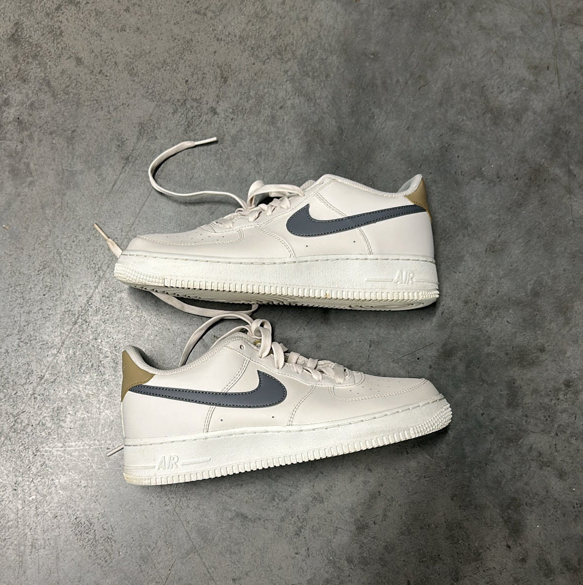 Nike air force low “Cool Grey” (GS)