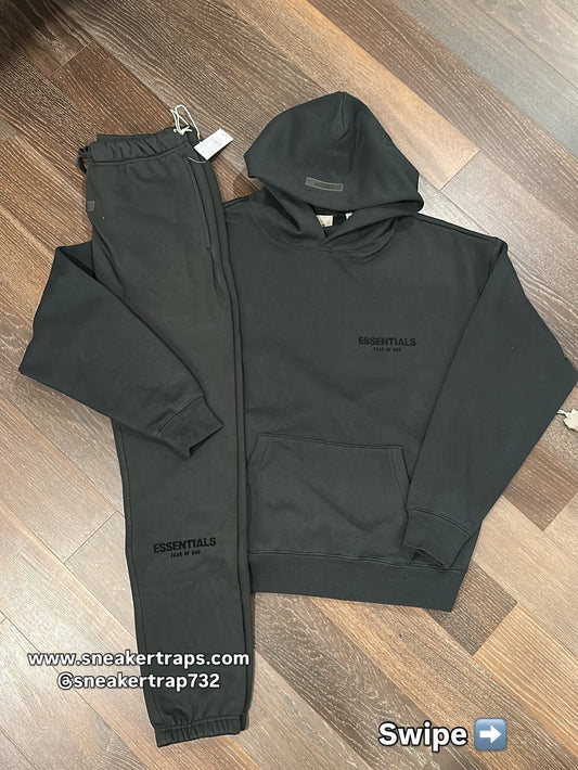 Fear Of God Essential sweatsuit “Stretch Lim”