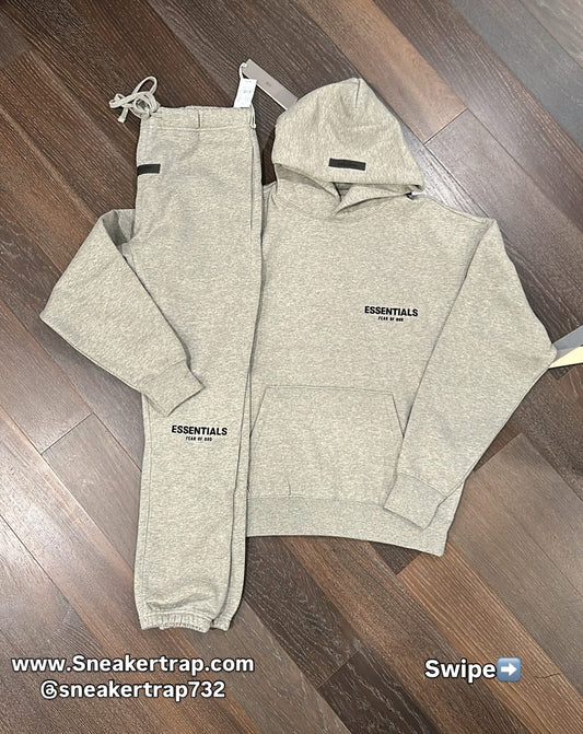 Fear Of God Essential sweatsuit “Dark Oatmeal”