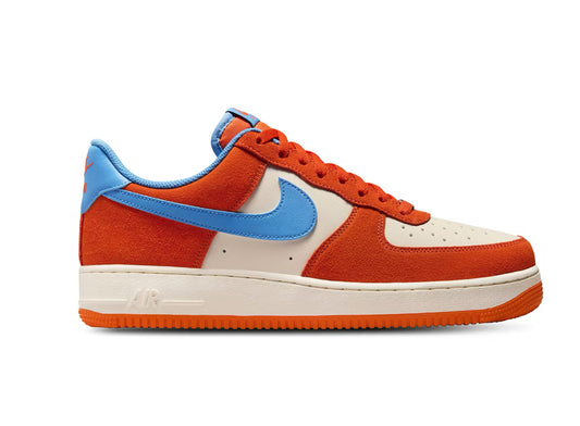 Nike Air Force low “Safety Orange University Blue”