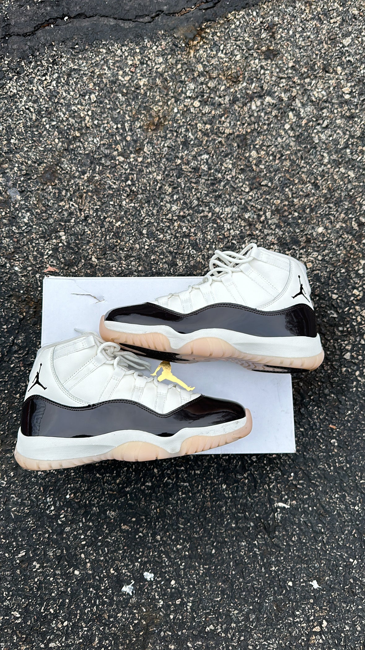 Jordan 11 “Neapolitan” (women’s)