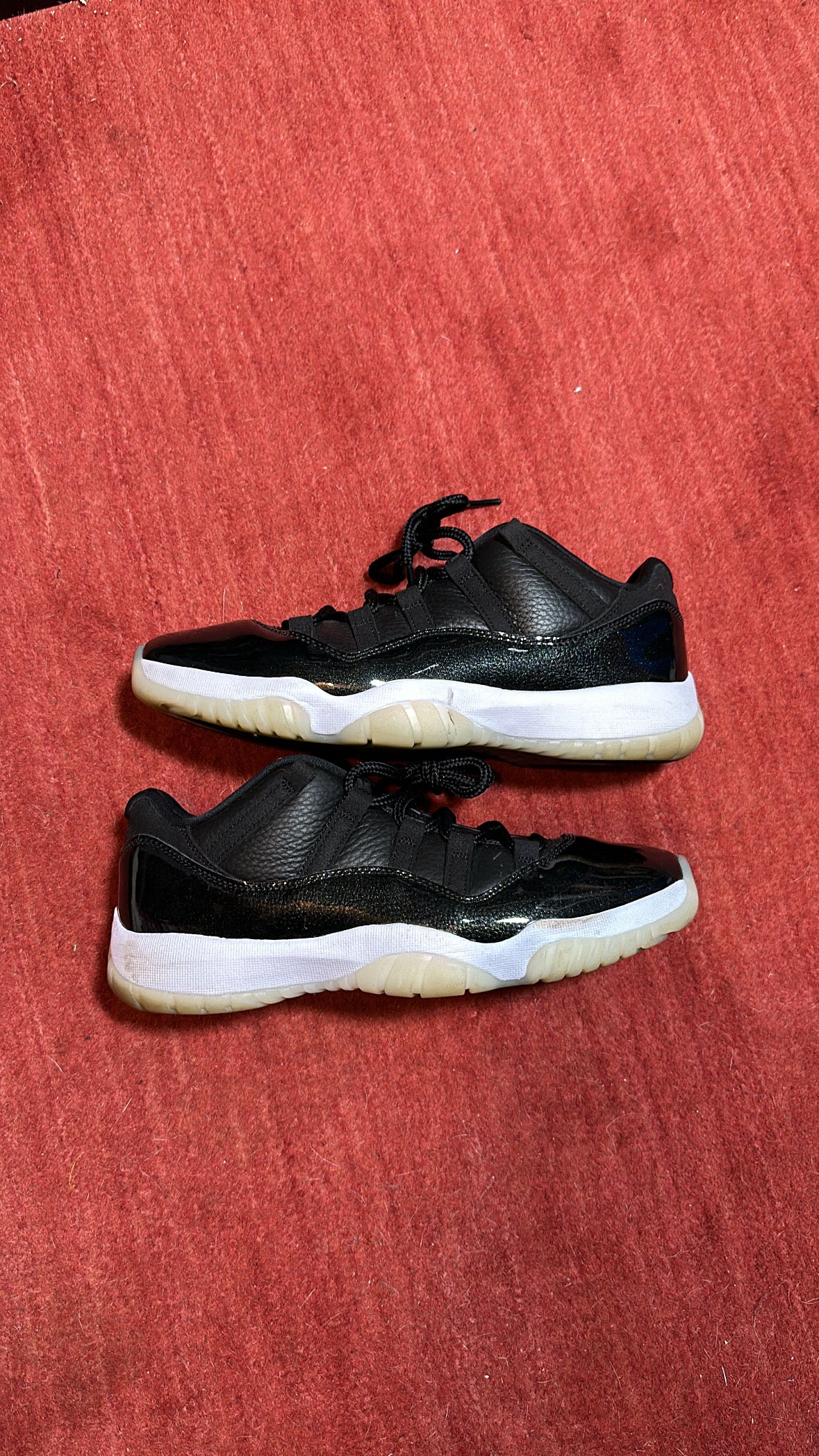 Jordan 11 low “72-10”