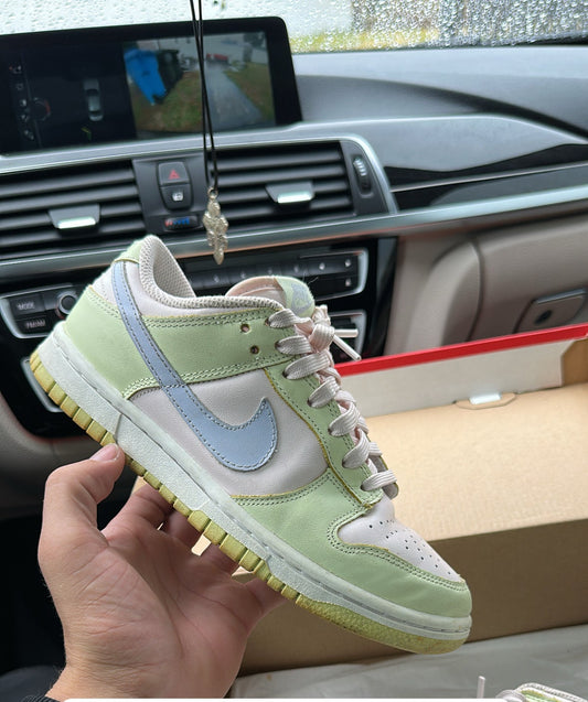 Nike dunk low “Lime Ice” (women’s)