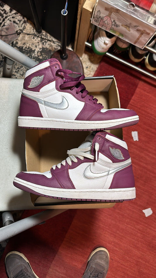 Jordan 1 high Og “Bordeaux”
