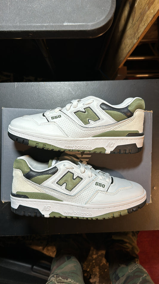New balance “White Dark Olive”