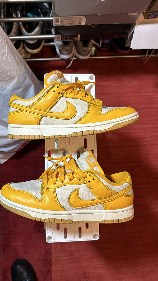 Nike dunk low “University Gold Coconut Milk”