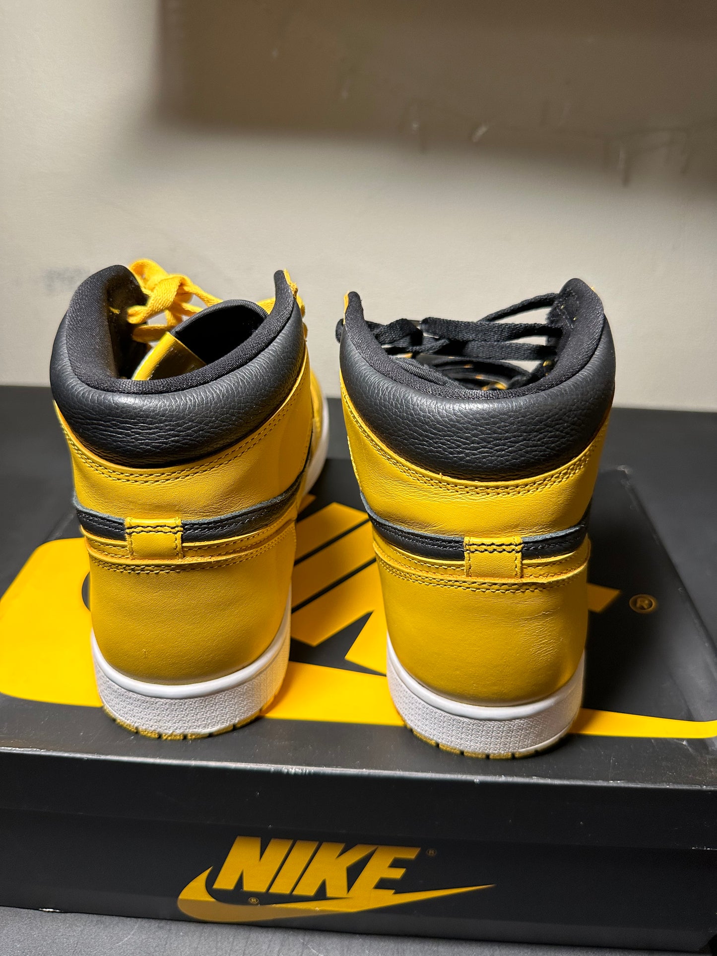 Jordan 1 high Og “pollen”