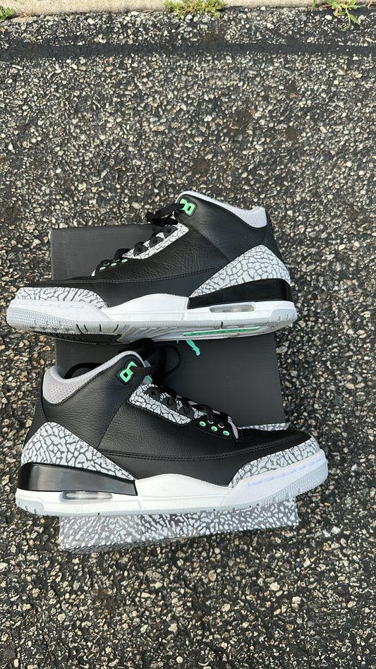 Jordan 3 “Green Glow”