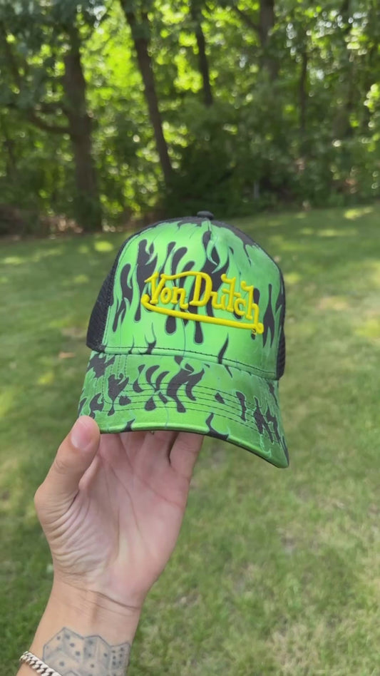Von Dutch snap back cap